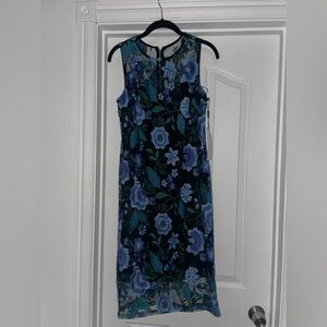 CALVIN KLEIN FLORAL EMBROIDERED DRESS SZ 4 NWT